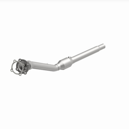 MagnaFlow Volkswagen Standard Grade Federal / EPA Compliant Direct-Fit Catalytic Converter 16426 360 Degree Image Set