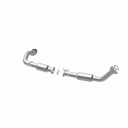 MagnaFlow Toyota Sequoia California Grade CARB Compliant Direct-Fit Catalytic Converter 5582559 360 Degree Image Set