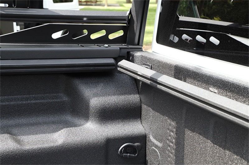Dee Zee Deezee 20-23 Jeep Gladiator Cargo Management - Hex Bed Rails Txt Blk DZ99752TB DZ99752TB Photo - Mounted