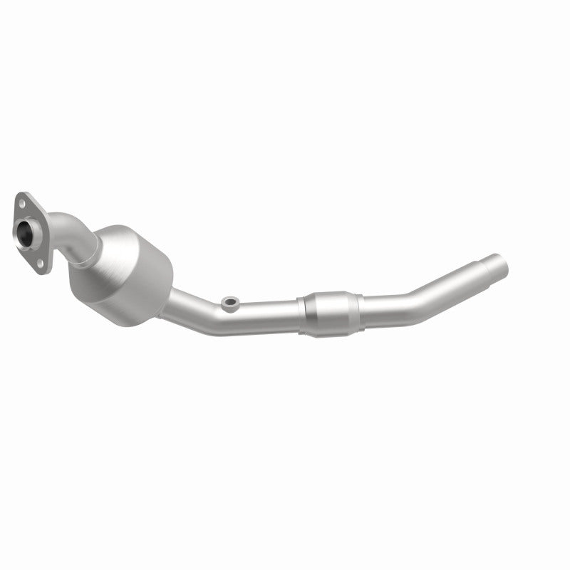 MagnaFlow Land Rover Freelander HM Grade Federal / EPA Compliant Direct-Fit Catalytic Converter 24128 360 Degree Image Set