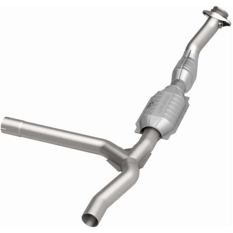 MagnaFlow Ford OEM Grade Federal / EPA Compliant Direct-Fit Catalytic Converter 51199 Photo - out of package