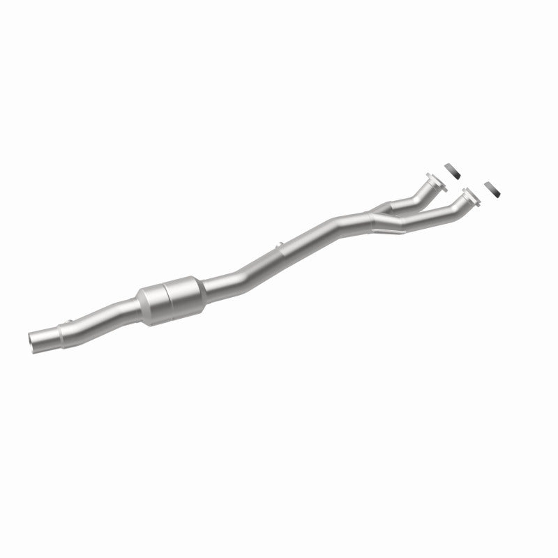 MagnaFlow BMW HM Grade Federal / EPA Compliant Direct-Fit Catalytic Converter 23306 360 Degree Image Set