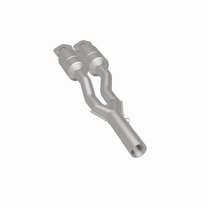 MagnaFlow Audi TT Quattro OEM Grade Federal / EPA Compliant Direct-Fit Catalytic Converter 51123 360 Degree Image Set