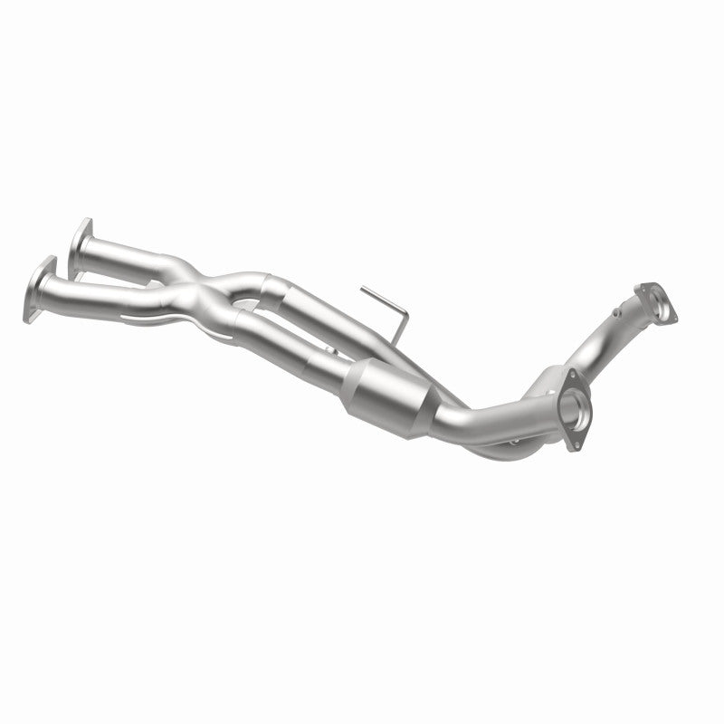 MagnaFlow Jeep Grand Cherokee OEM Grade Federal / EPA Compliant Direct-Fit Catalytic Converter 49046 360 Degree Image Set