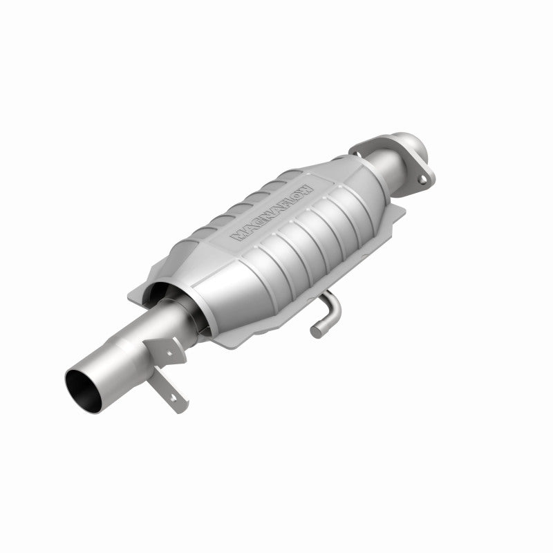 MagnaFlow Standard Grade Federal / EPA Compliant Direct-Fit Catalytic Converter 23439 360 Degree Image Set