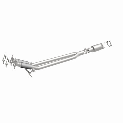 MagnaFlow Volvo S80 OEM Grade Federal / EPA Compliant Direct-Fit Catalytic Converter 51360 360 Degree Image Set