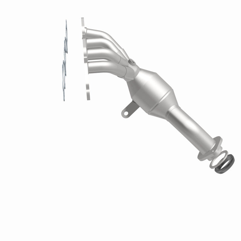 MagnaFlow Mazda 6 California Grade CARB Compliant Manifold Catalytic Converter 5531851 360 Degree Image Set