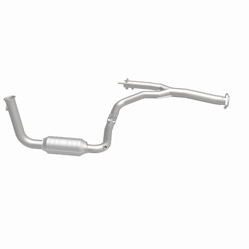MagnaFlow Jeep Liberty OEM Grade Federal / EPA Compliant Direct-Fit Catalytic Converter 49582 360 Degree Image Set