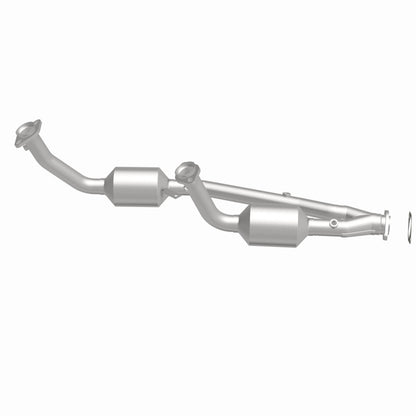 MagnaFlow Ford Windstar California Grade CARB Compliant Direct-Fit Catalytic Converter 3391353 360 Degree Image Set