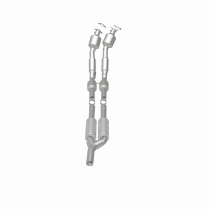 MagnaFlow Volkswagen Passat California Grade CARB Compliant Direct-Fit Catalytic Converter 551838 360 Degree Image Set