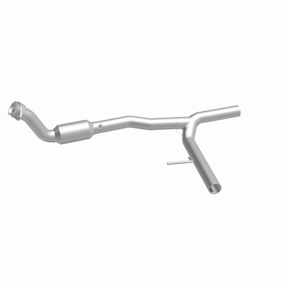 MagnaFlow Ford F-150 OEM Grade Federal / EPA Compliant Direct-Fit Catalytic Converter 52154 360 Degree Image Set