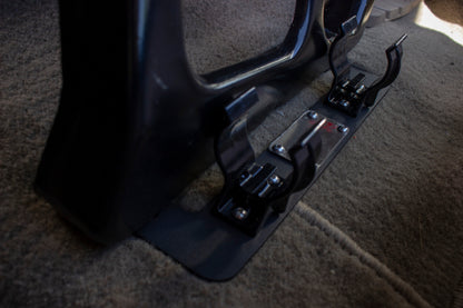 Fishbone Offroad Jeep YJ Front Seat Flashlight Mount FB25107 FB25107 Photo - lifestyle view