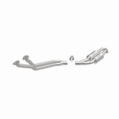 MagnaFlow BMW 525i Standard Grade Federal / EPA Compliant Direct-Fit Catalytic Converter 23808 360 Degree Image Set
