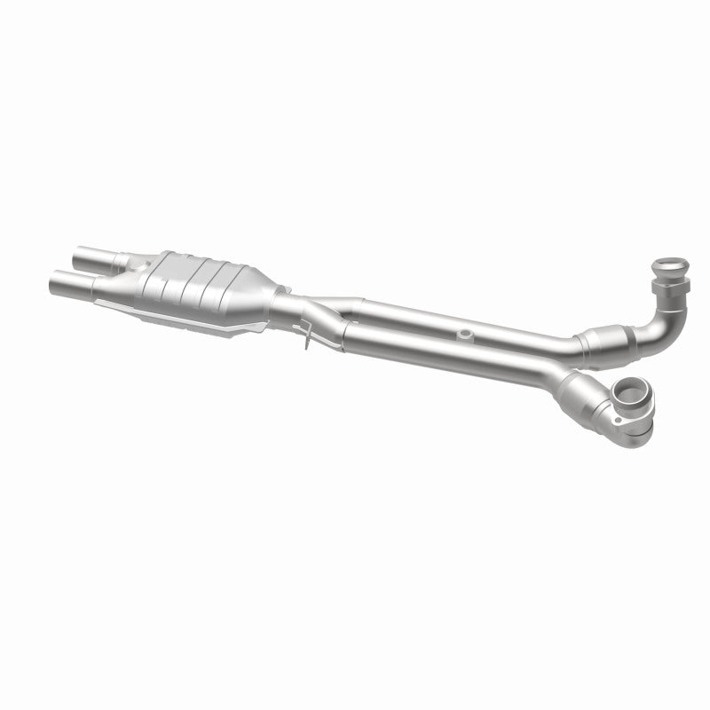 MagnaFlow Alfa Romeo Standard Grade Federal / EPA Compliant Direct-Fit Catalytic Converter 23097 360 Degree Image Set
