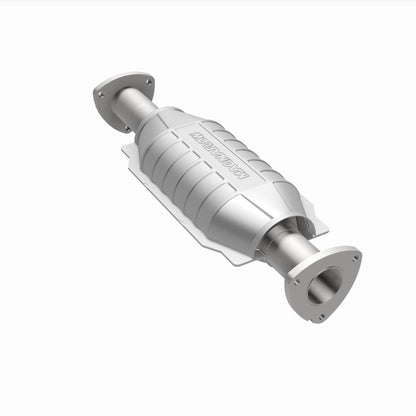 MagnaFlow Standard Grade Federal / EPA Compliant Direct-Fit Catalytic Converter 23482 360 Degree Image Set