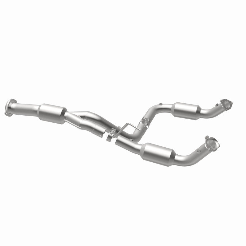 MagnaFlow California Grade CARB Compliant Direct-Fit Catalytic Converter 5582812 360 Degree Image Set