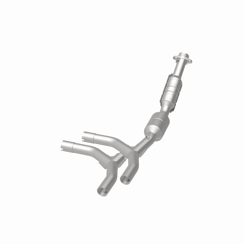 MagnaFlow Ford OEM Grade Federal / EPA Compliant Direct-Fit Catalytic Converter 51310 360 Degree Image Set