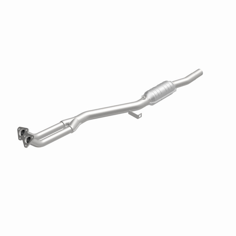 MagnaFlow BMW Standard Grade Federal / EPA Compliant Direct-Fit Catalytic Converter 93685 360 Degree Image Set