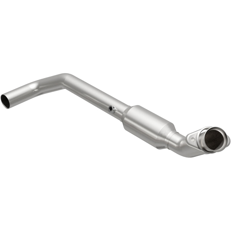 MagnaFlow Ford F-150 OEM Grade Federal / EPA Compliant Direct-Fit Catalytic Converter 52155 Photo - Primary