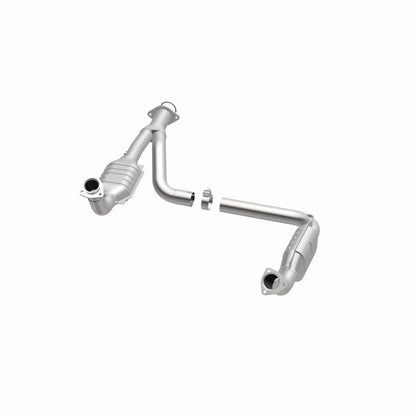 MagnaFlow OEM Grade Federal / EPA Compliant Direct-Fit Catalytic Converter 49644 360 Degree Image Set