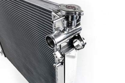 CSF 2016+ 3.5L and 2.7L 05-15 4.0L and 2.7L Toyota Tacoma Radiator 7092 7092 Photo - out of package