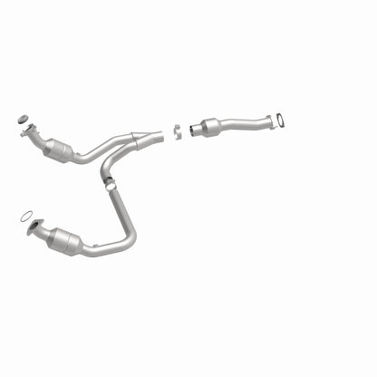MagnaFlow California Grade CARB Compliant Direct-Fit Catalytic Converter 5582134 360 Degree Image Set