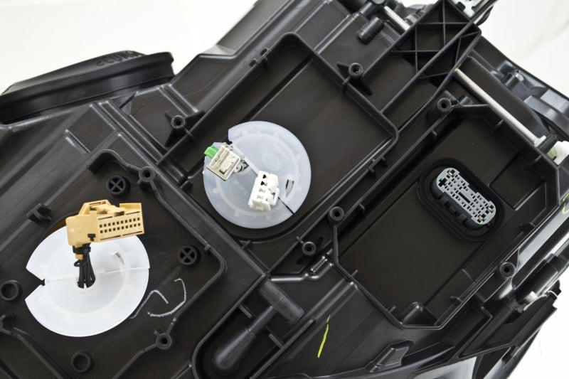 Hella 2013-2020 Volkswagen Golf Bi-Xenon Headlight Assembly 011956281 011956281 Photo - in package