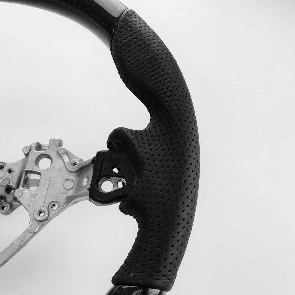 TOM'S Racing Carbon Steering Wheel - 2017-2021 Toyota 86 (After minor change / Kouki)