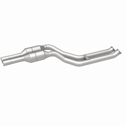 MagnaFlow BMW OEM Grade Federal / EPA Compliant Direct-Fit Catalytic Converter 49760 360 Degree Image Set