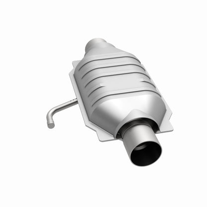 MagnaFlow Standard Grade Federal / EPA Compliant Universal Catalytic Converter 93526 360 Degree Image Set