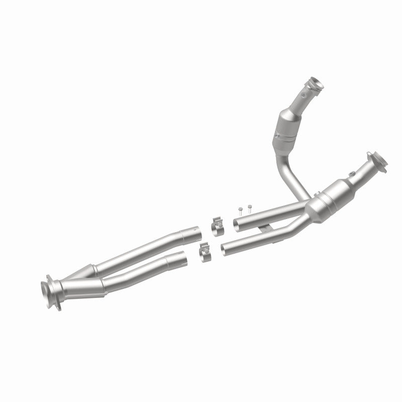 MagnaFlow Ford California Grade CARB Compliant Direct-Fit Catalytic Converter 5551436 360 Degree Image Set