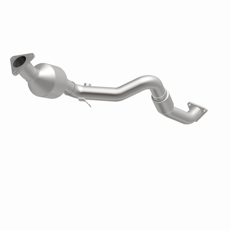 MagnaFlow OEM Grade Federal / EPA Compliant Direct-Fit Catalytic Converter 51943 360 Degree Image Set