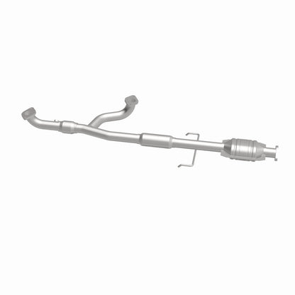 MagnaFlow OEM Grade Federal / EPA Compliant Direct-Fit Catalytic Converter 49453 360 Degree Image Set