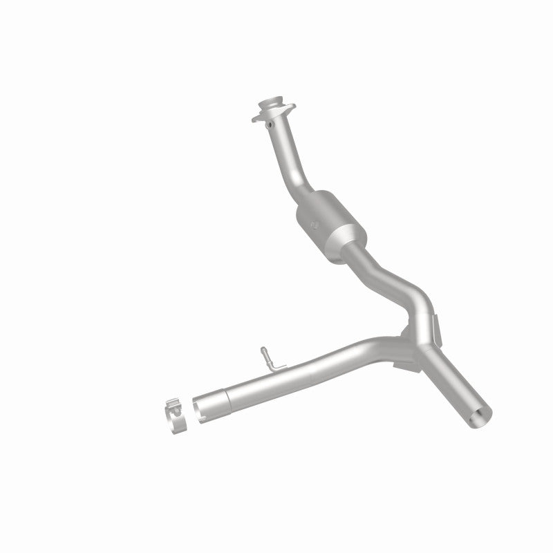 MagnaFlow Ford F-150 OEM Grade Federal / EPA Compliant Direct-Fit Catalytic Converter 21-834 360 Degree Image Set