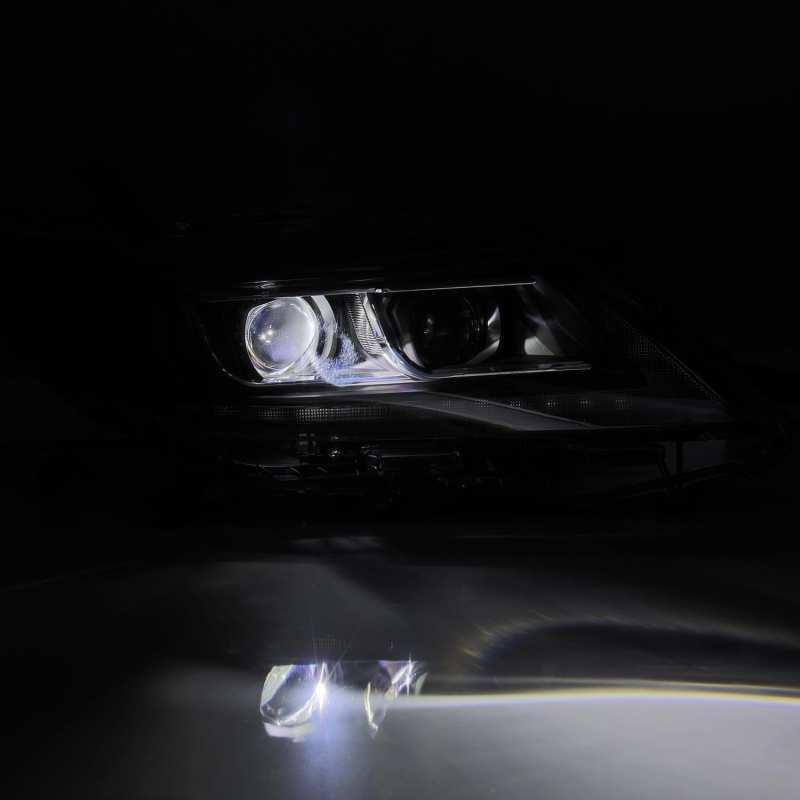 AlphaRex 11-21 Toyota Sienna LUXX LED Proj Headlights Plank Style Black w/Seq Signal/DRL 880766 880766 User 2