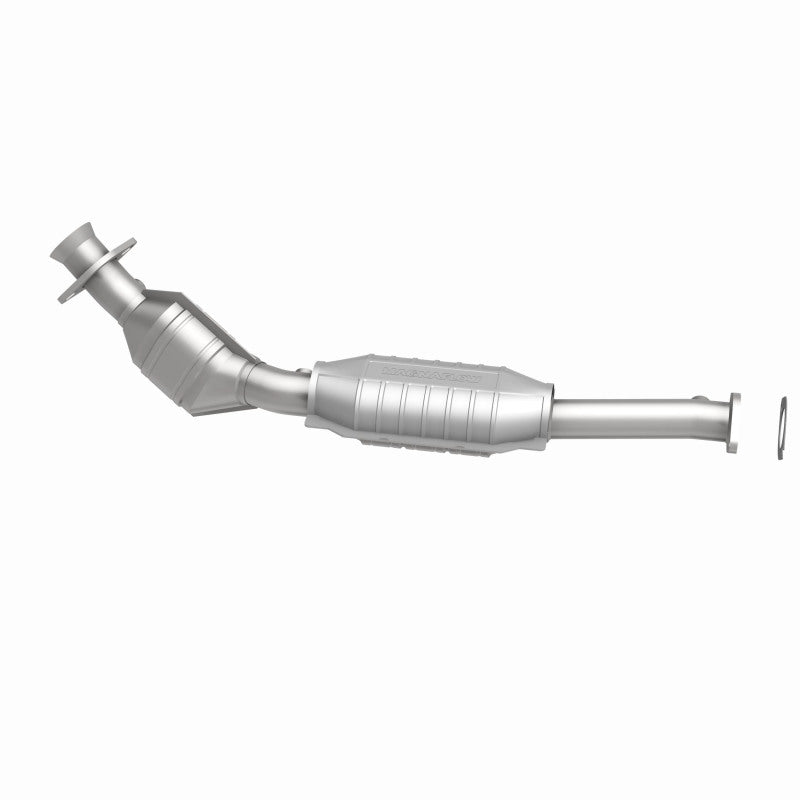 MagnaFlow OEM Grade Federal / EPA Compliant Direct-Fit Catalytic Converter 51895 360 Degree Image Set
