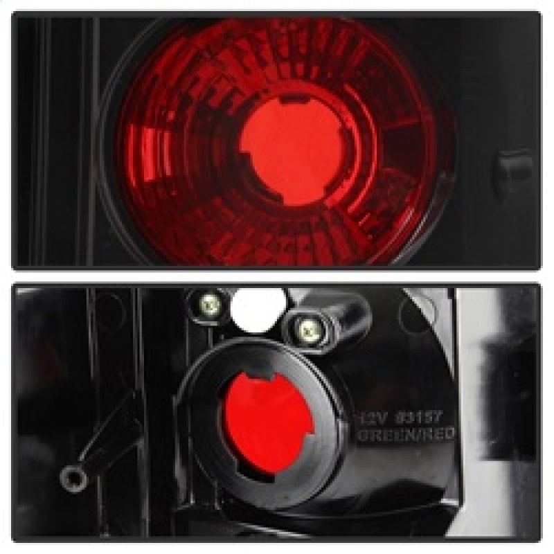 Spyder Jeep Grand Cherokee 05-06 Euro Style Tail Lights Black ALT-YD-JGC05-BK 5005502 5005502 Photo - Unmounted