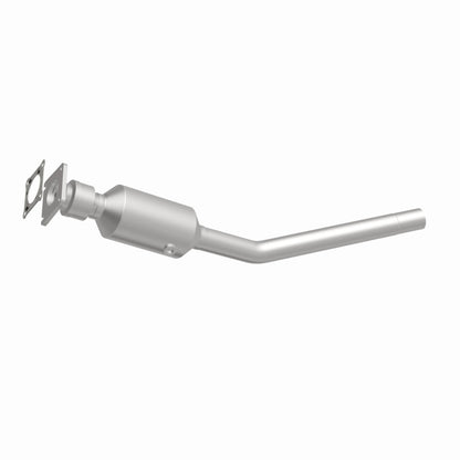 MagnaFlow HM Grade Federal / EPA Compliant Direct-Fit Catalytic Converter 26203 360 Degree Image Set