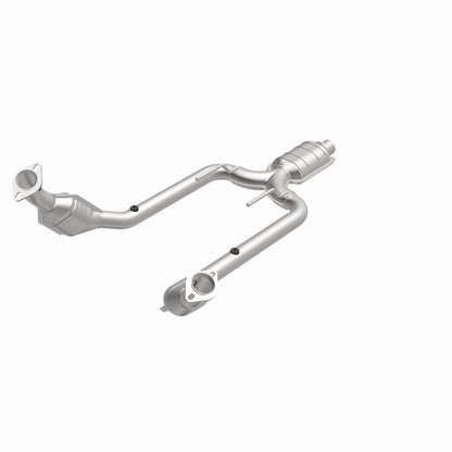 MagnaFlow HM Grade Federal / EPA Compliant Direct-Fit Catalytic Converter 23343 360 Degree Image Set
