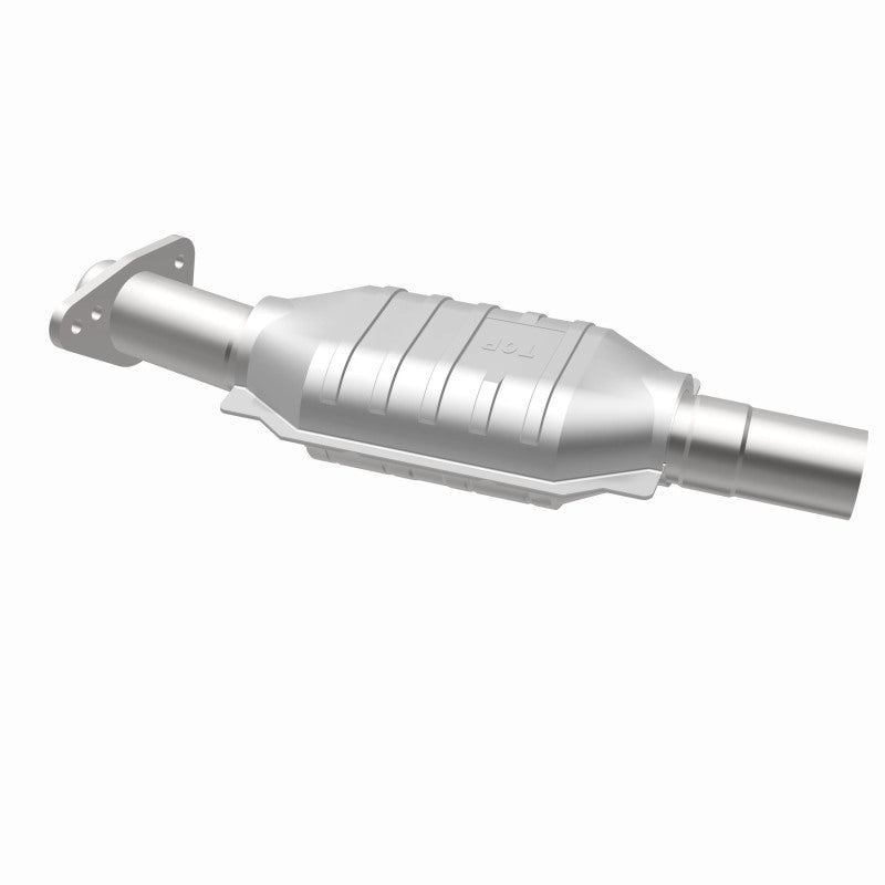 MagnaFlow Standard Grade Federal / EPA Compliant Direct-Fit Catalytic Converter 93418 360 Degree Image Set