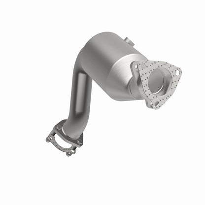 MagnaFlow Audi A8 Quattro OEM Grade Federal / EPA Compliant Direct-Fit Catalytic Converter 21-694 360 Degree Image Set