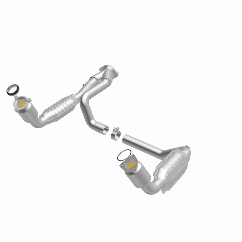 MagnaFlow California Grade CARB Compliant Direct-Fit Catalytic Converter 447284 360 Degree Image Set