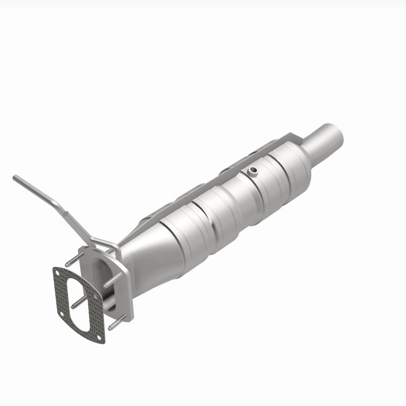Magnaflow 09-19 Ford F53 V10 6.8L Underbody 6.8L Direct Fit Catalytic Converter 280435 280435 360 Degree Image Set