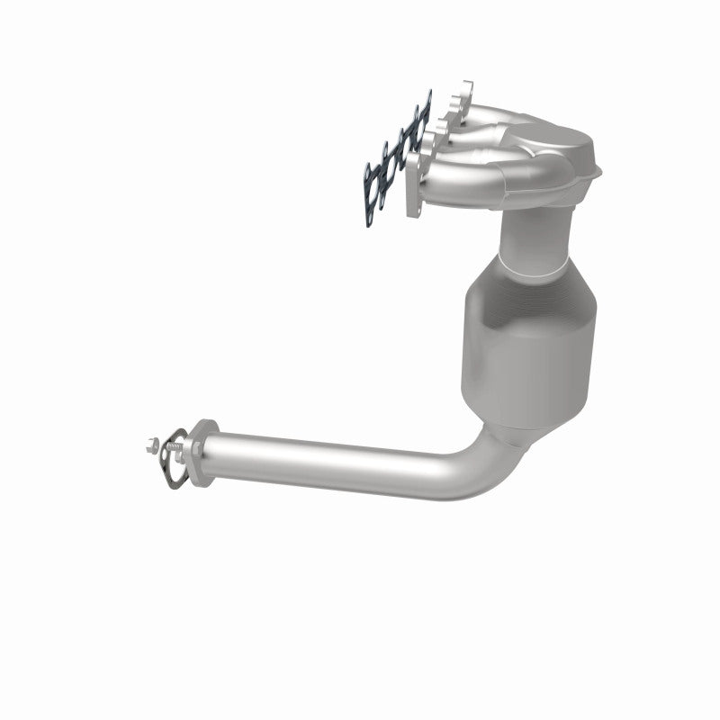 MagnaFlow Fiat 500 OEM Grade Federal / EPA Compliant Manifold Catalytic Converter 22-060 360 Degree Image Set