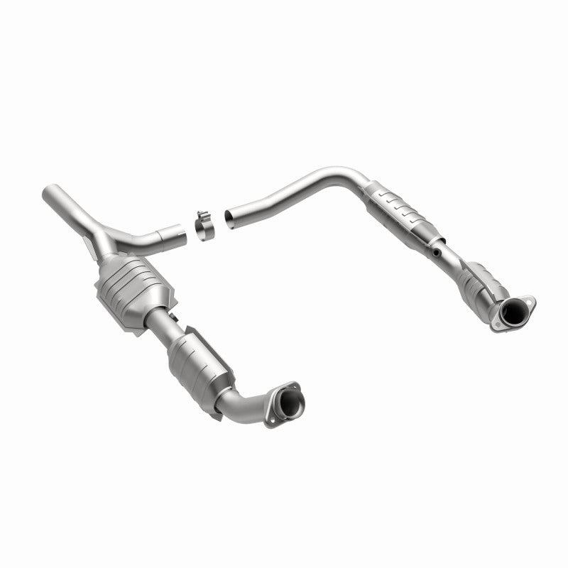 MagnaFlow Ford OEM Grade Federal / EPA Compliant Direct-Fit Catalytic Converter 51640 360 Degree Image Set
