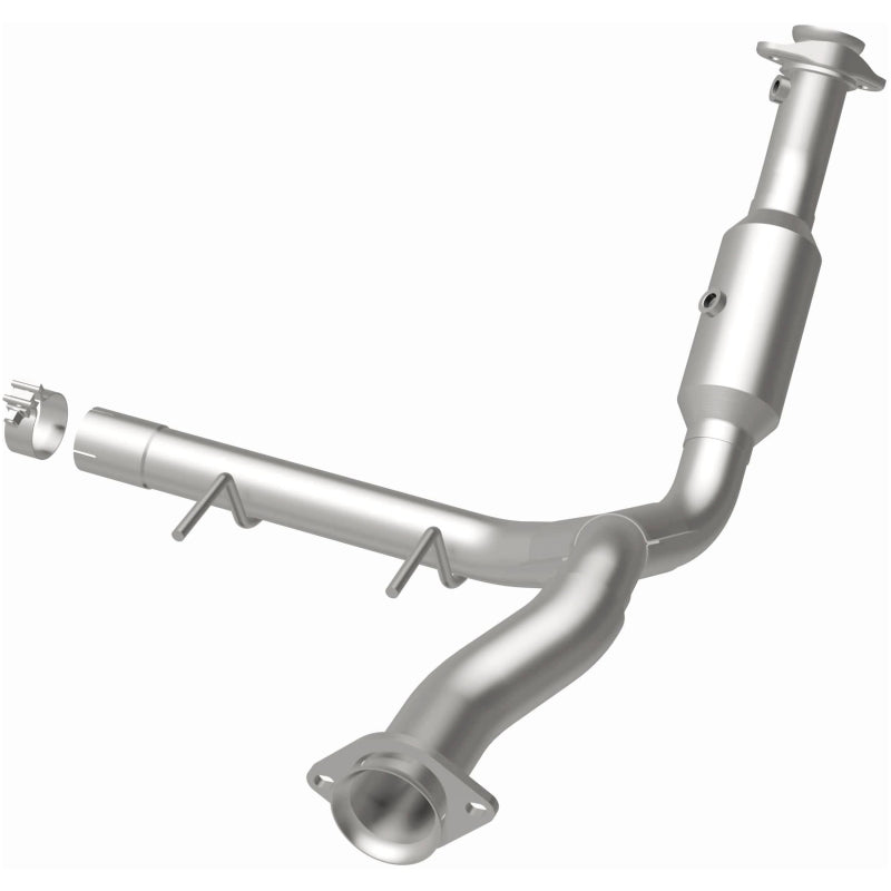 MagnaFlow Ford F-150 OEM Grade Federal / EPA Compliant Direct-Fit Catalytic Converter 21-470 Photo - out of package