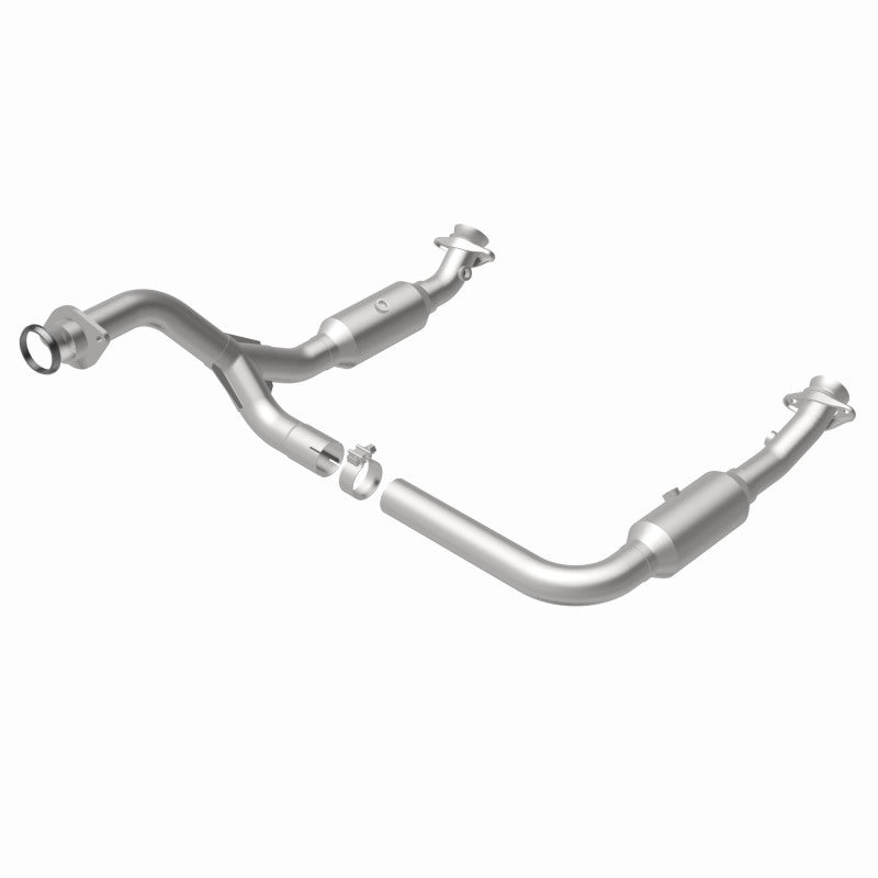 MagnaFlow HM Grade Federal / EPA Compliant Direct-Fit Catalytic Converter 93627 360 Degree Image Set