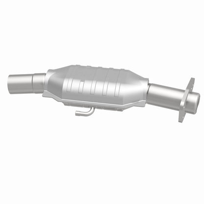 MagnaFlow Standard Grade Federal / EPA Compliant Direct-Fit Catalytic Converter 93418 360 Degree Image Set