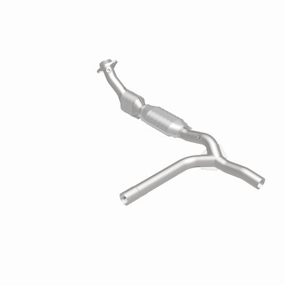 MagnaFlow Ford HM Grade Federal / EPA Compliant Direct-Fit Catalytic Converter 93448 360 Degree Image Set