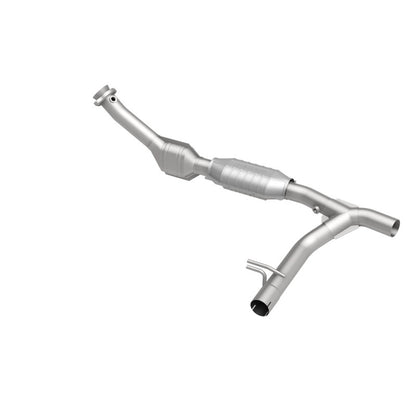 MagnaFlow HM Grade Federal / EPA Compliant Direct-Fit Catalytic Converter 23319 360 Degree Image Set